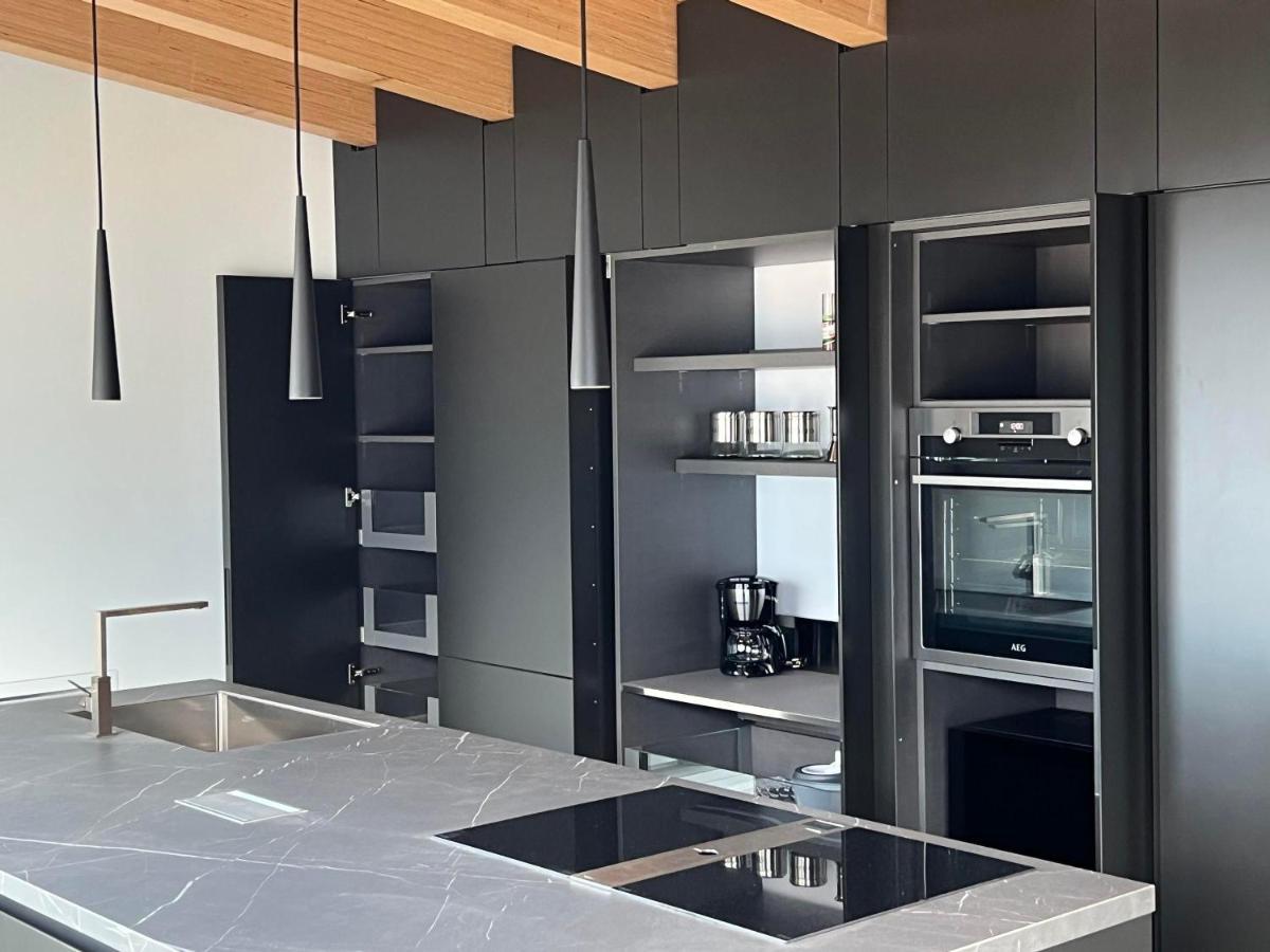 Luxury Lakefront Penthouse Lezzeno Eksteriør bilde